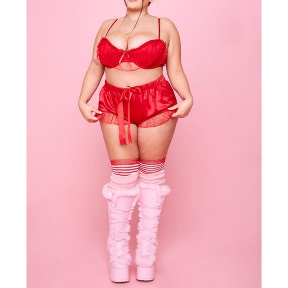 Sugar Thrills Satin Lingerie Set [Plus] - Picture 3 of 4